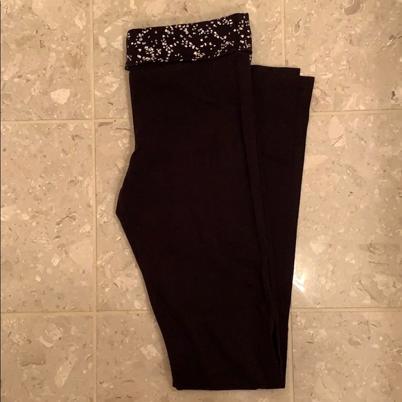Victoria Secret black leggings - Picture 1 of 2